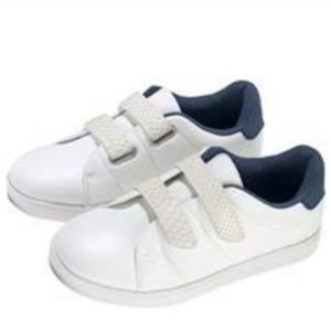 Cushion Walk Memory Foam shoes by Avon